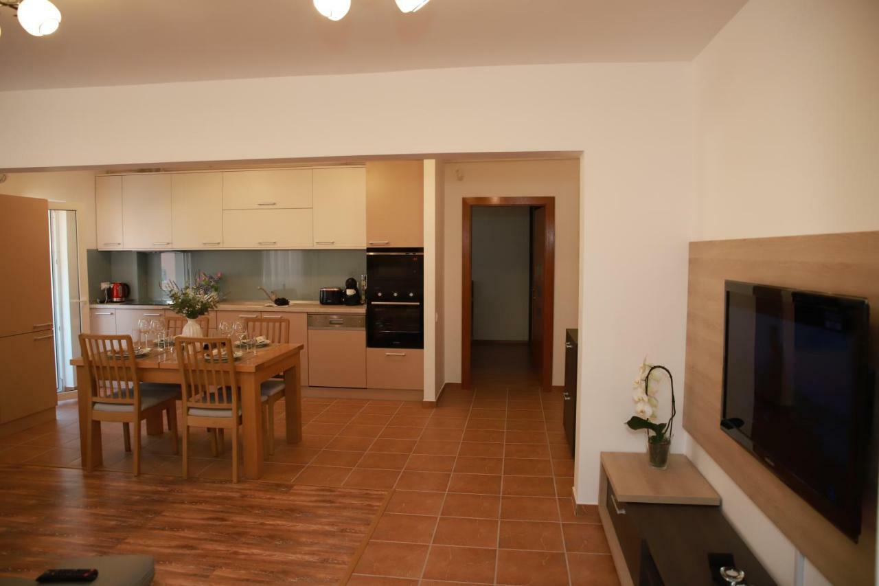 Cozy Apartment In Brasov Exterior photo